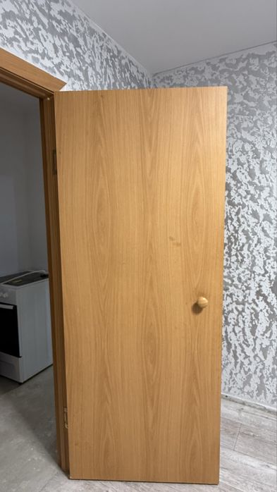 Срочно продам двери