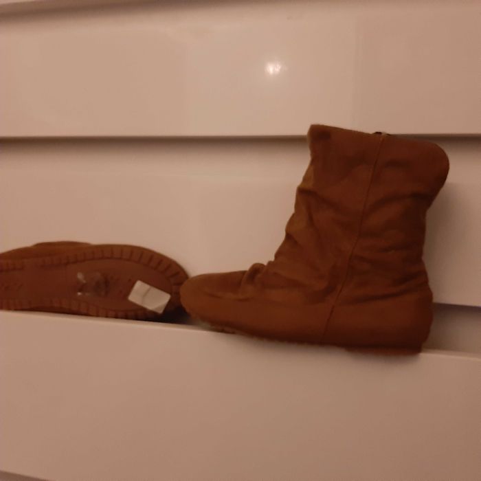 Cizme maro joase piele intoarsă imblănite