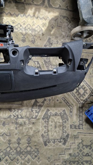 Оригинално Арматурно Табло с Еърбег  за БМВ 1 Серия 2003- 2013г