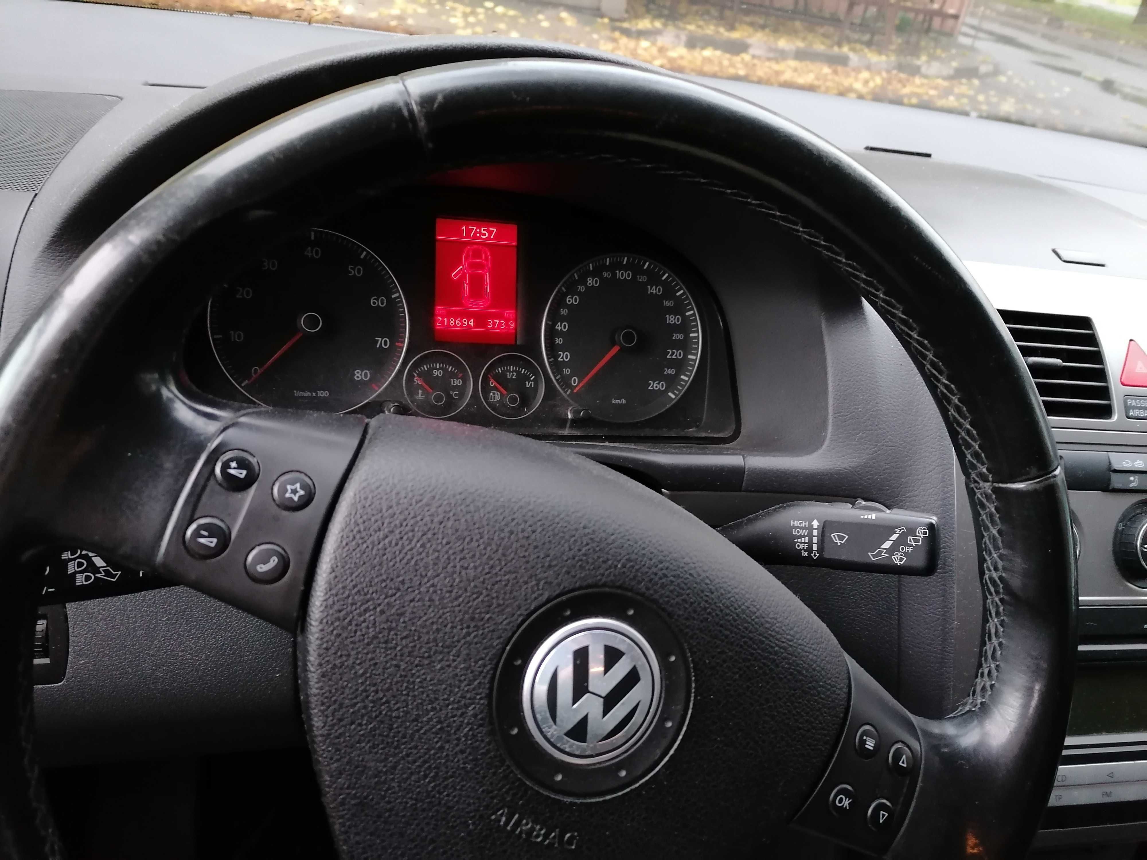 VW Touaran - New Face