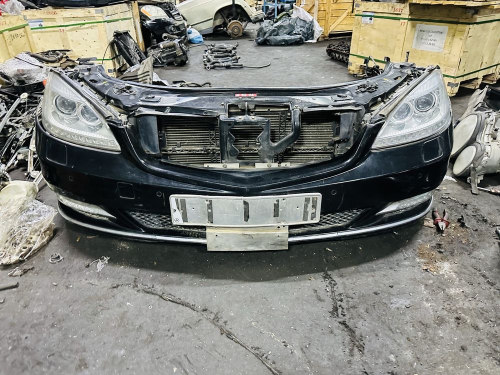 W221 рестайлинг бампер фары капот мерседес бу запчасть авторазбор мерс