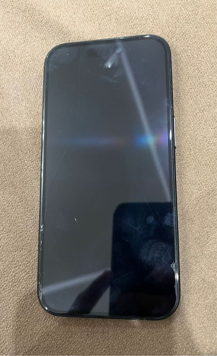 Iphone 16, 128 гб почти новый