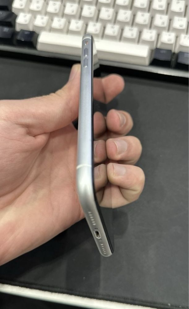 Iphone XR 64Gb ideal obmen