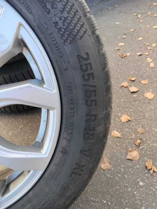 Vand 4 jante aluminiu  pe 18 cu anv noi de iarna Continental dot 39/24