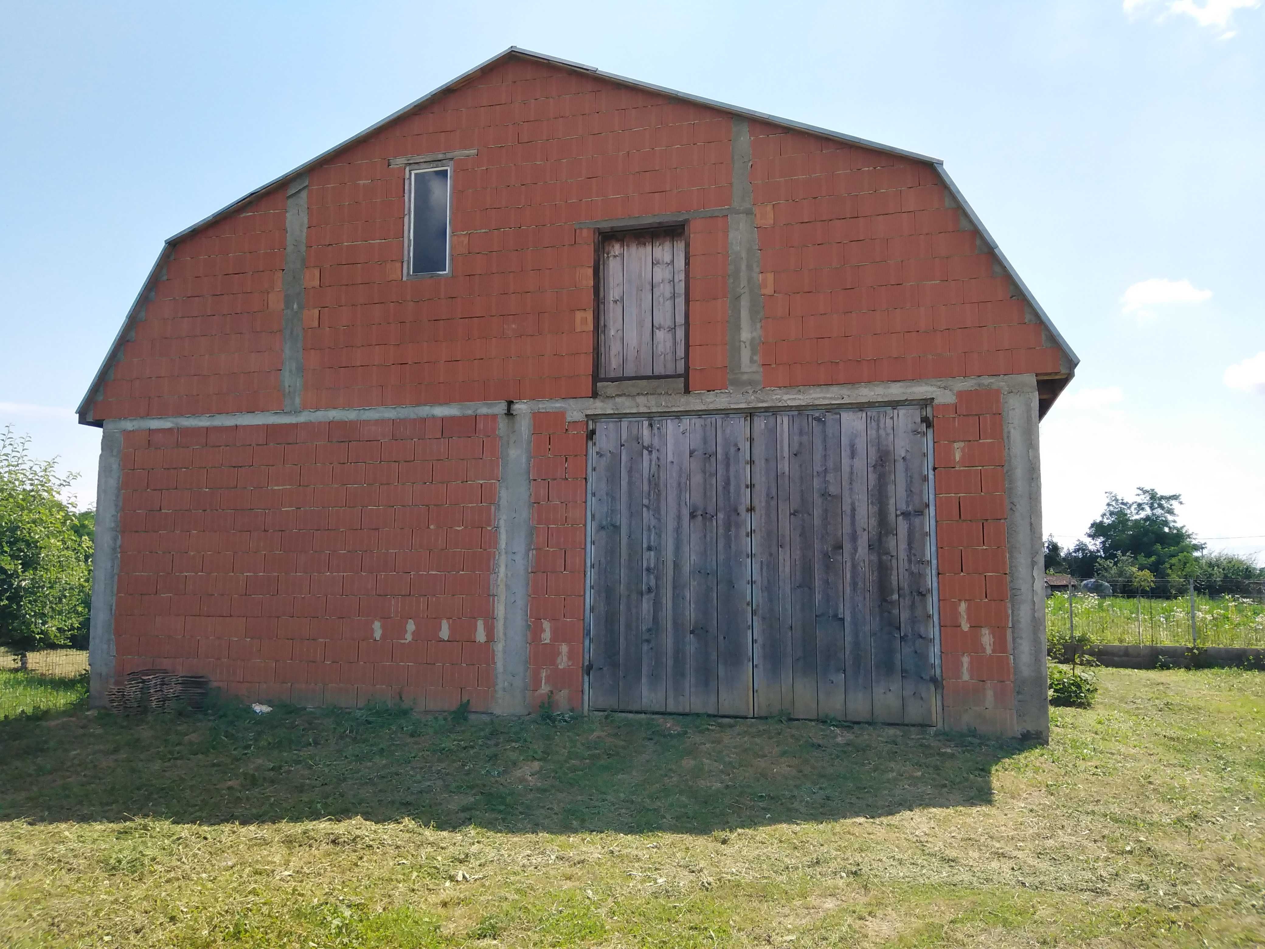 Vand teren intravilan in localitatea OAR