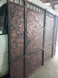 Метални врати и огради