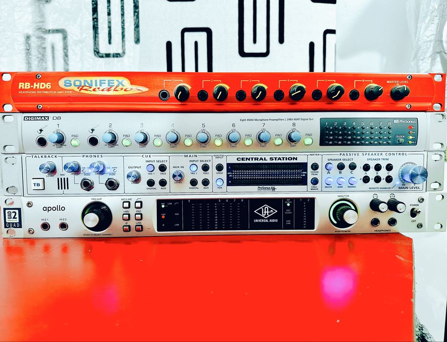 Pro Audio Studio: Sonifex RB-HD6, DigiMax D8, Central St+, Apollo 8