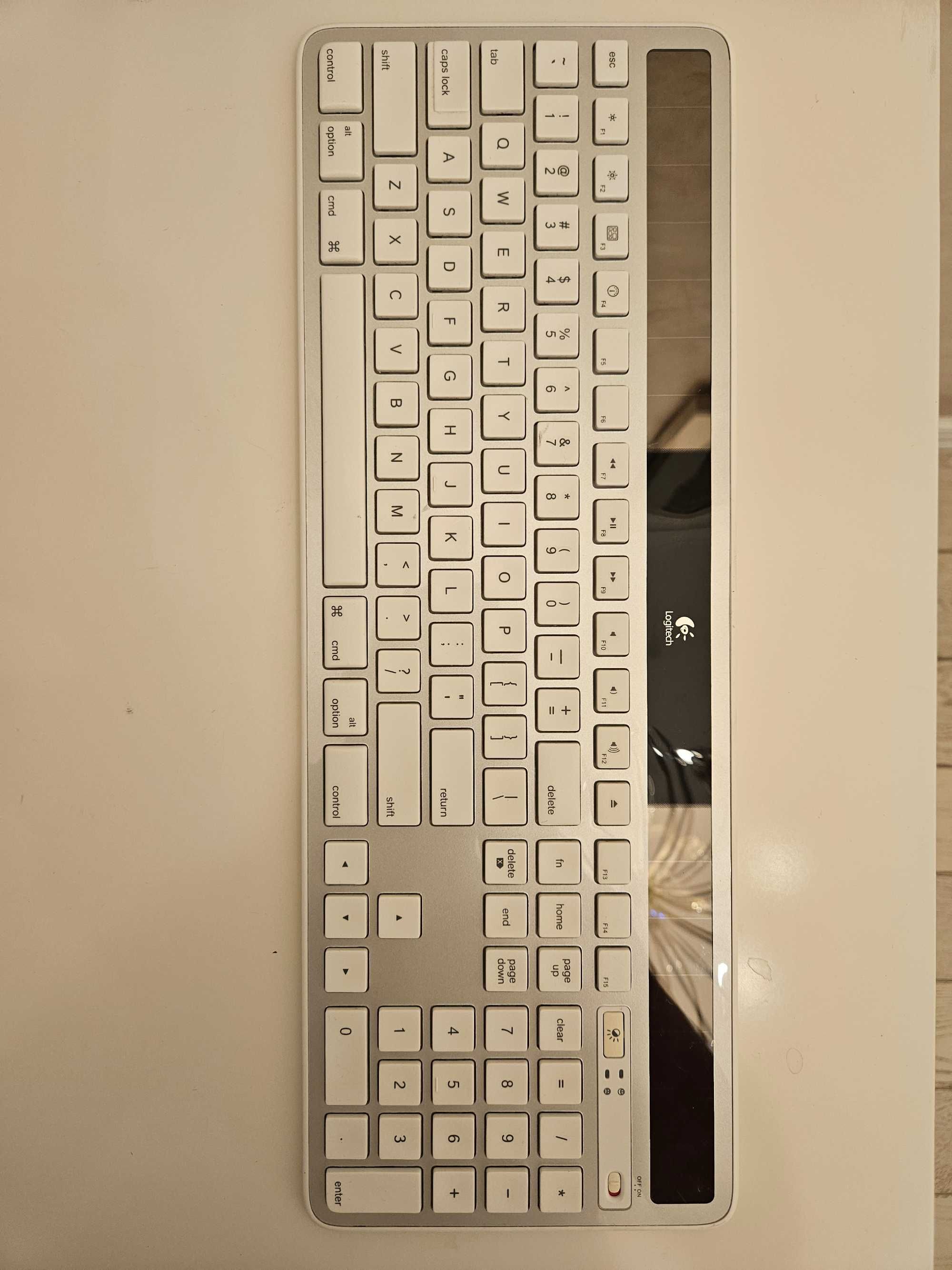 Клавиатура Logitech k750 для Mac