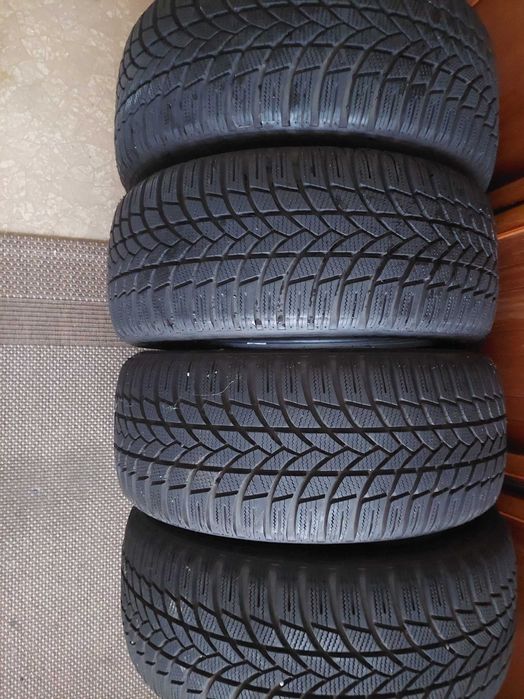 Anvelope iarna lassa snoways r17 235 45