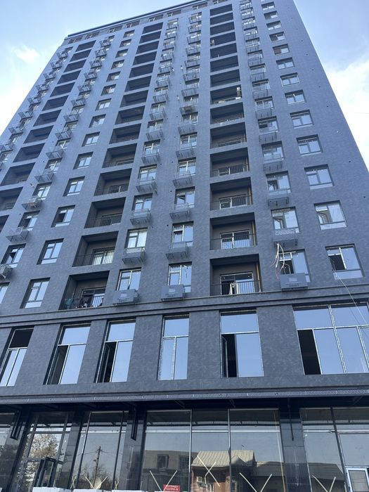 Новостройка в центре города Black Tower