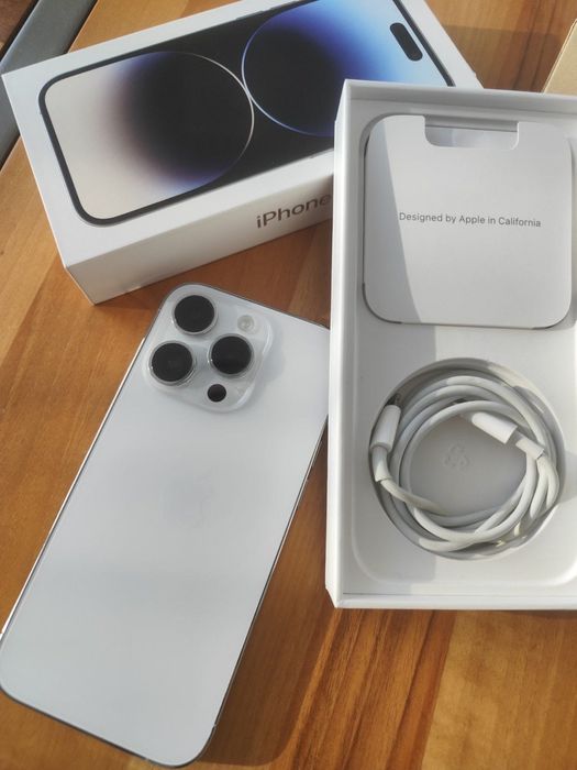 iPhone 14 Pro 128 GB + подарък 3 бр нови стъклени протектора