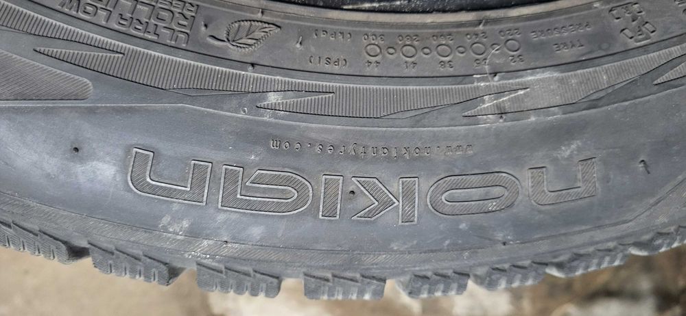 Nokian 235/55/19 r2 suv