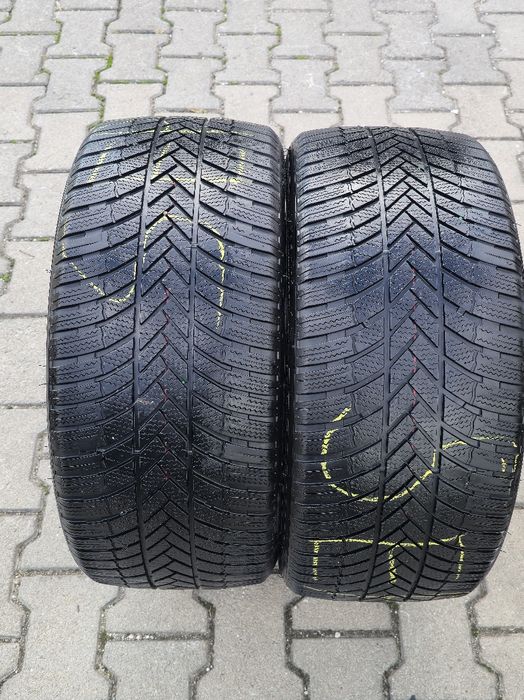245 40 18 Bridgestone