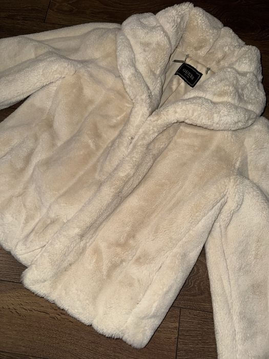 Дамски якета Guess