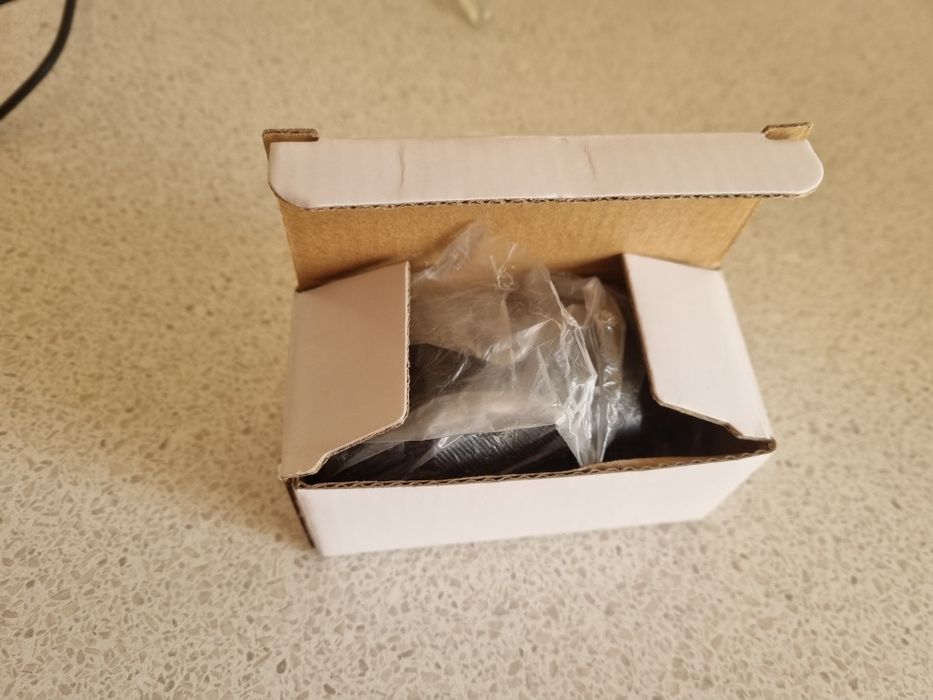 Vând  mandrina  rapida  cu adaptor 1,5-13 mm