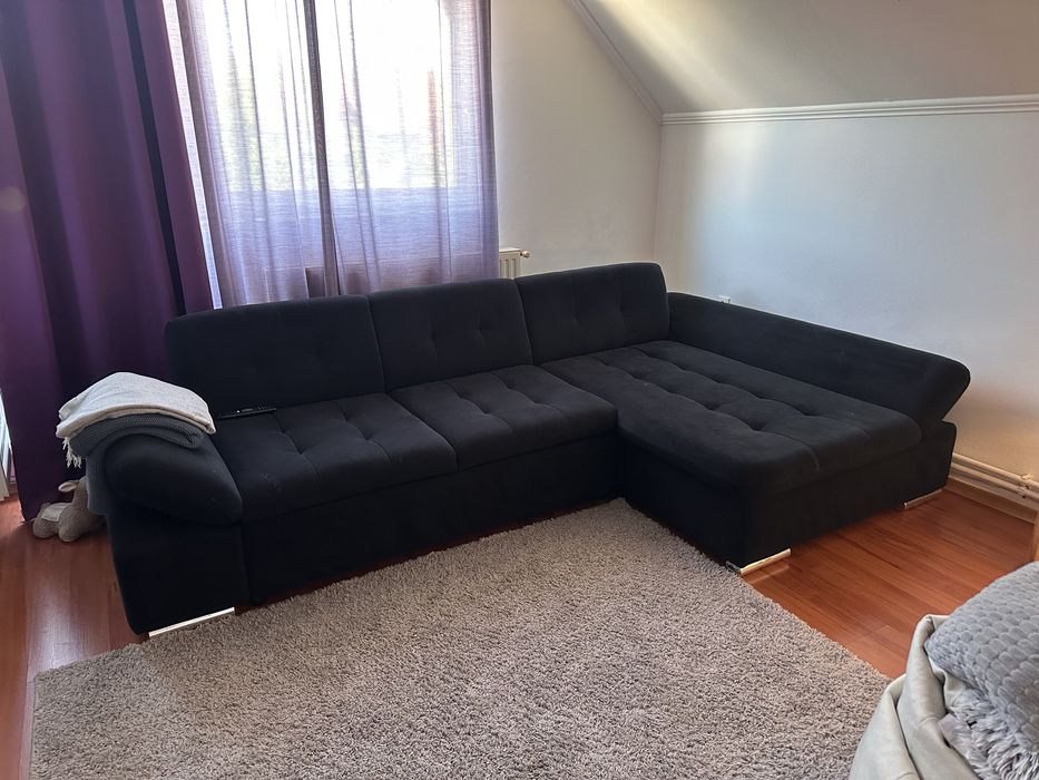 Canapea ca nouă, albastru inchis.