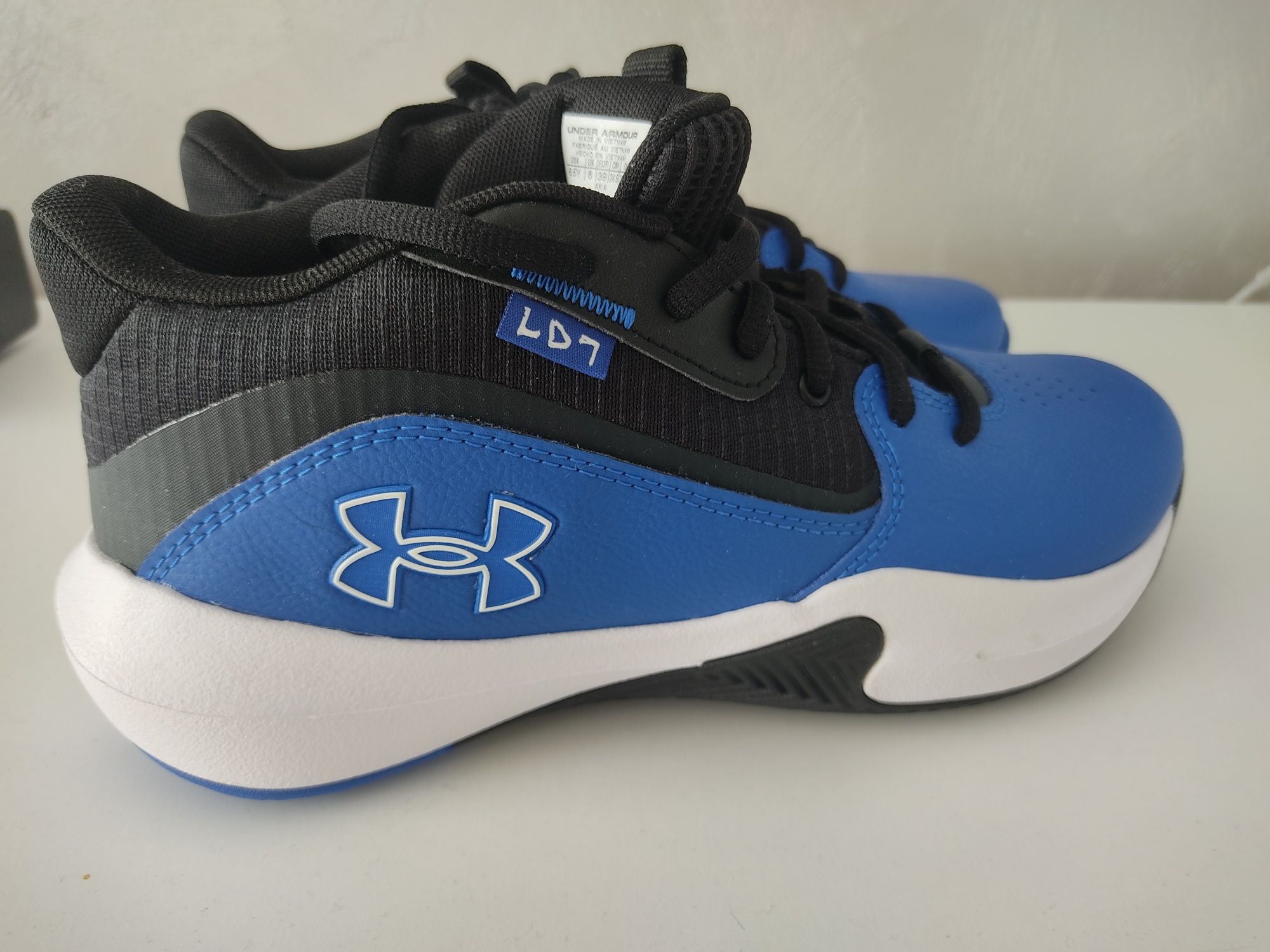 Маратонки Under Armour