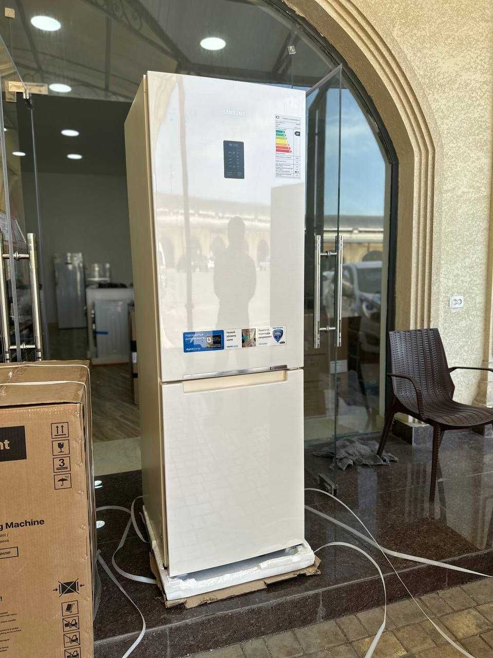 Холодильник Samsung RB31FERNDEL Inverter No Frost