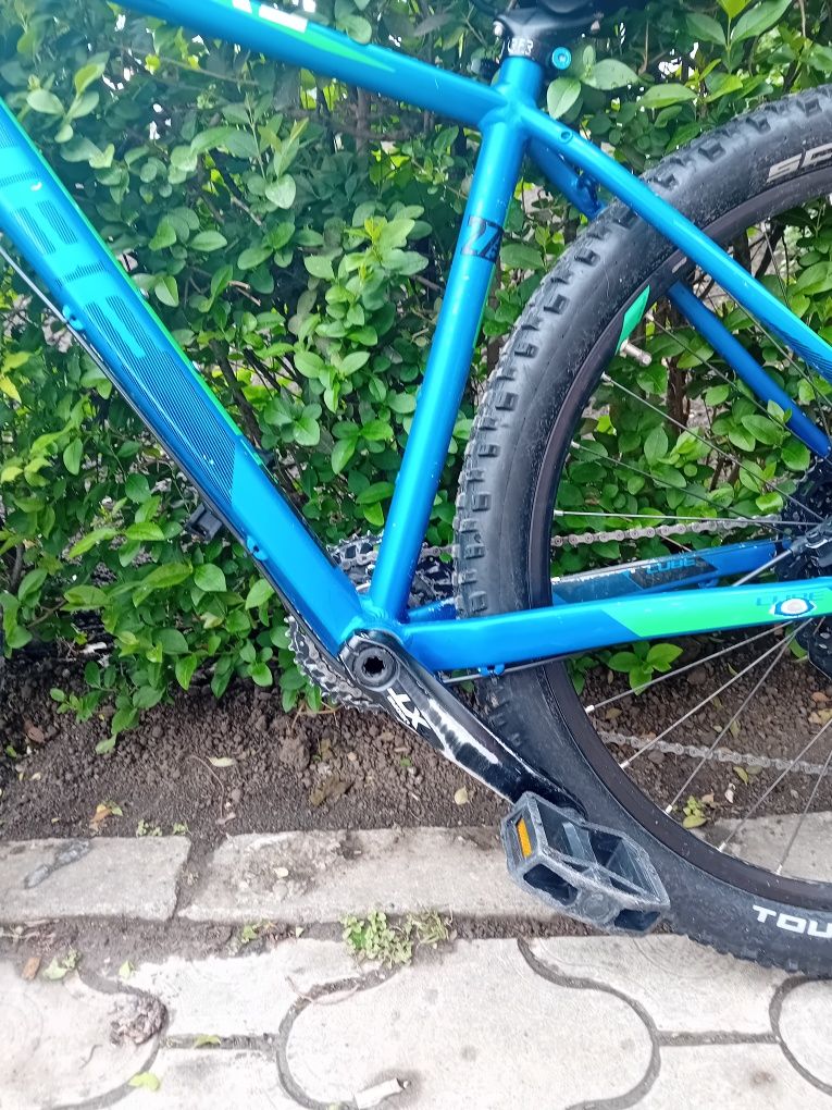 Vând urgent bicicleta cube ltd 27.5