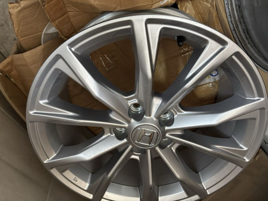 Оригинални джанти Honda 18" OEM