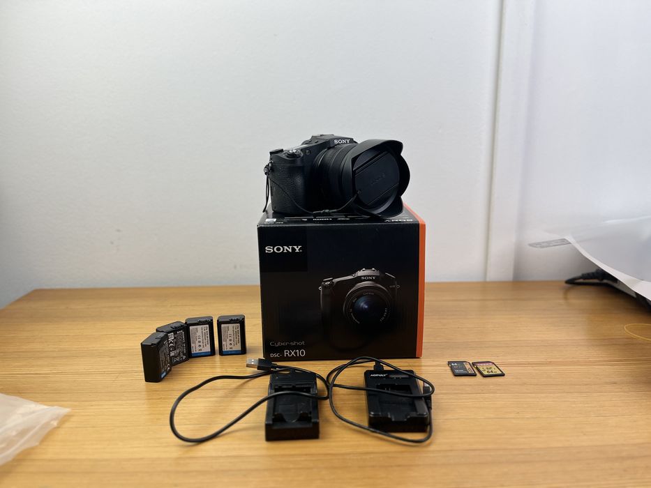 Sony Cyber-Shot DSC-RX10