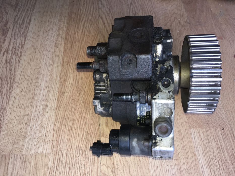 Pompa inalta presiune injectie renault megane 2. 1.9 DCI 131cp  96kw