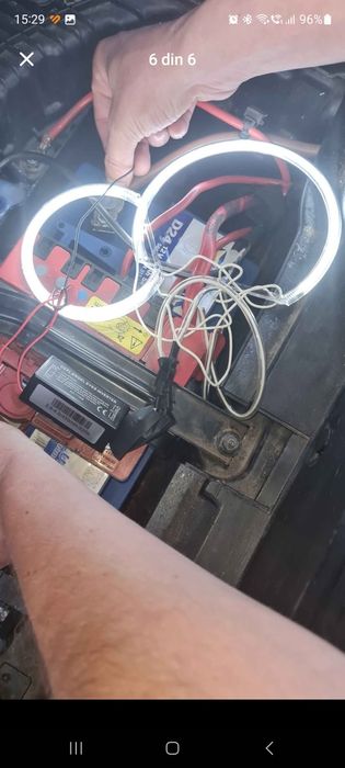 Angel eyes,noi,cu lumina alba