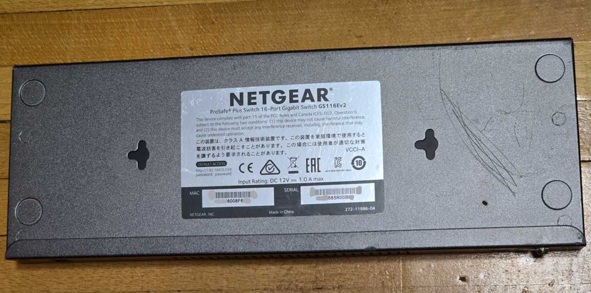 switch gigabit 16 porturi Netgear pro safe GS116Ev2
