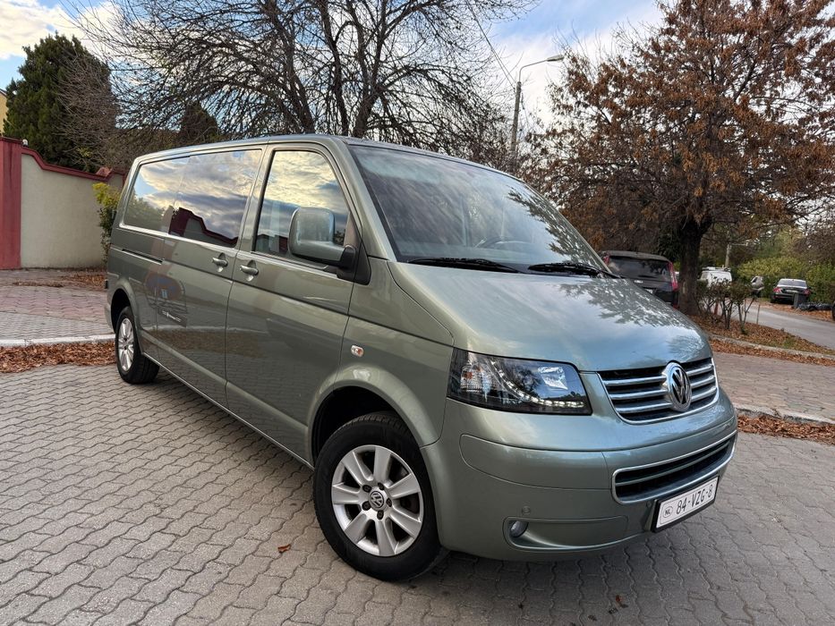 VW. Transporter T5 Mixt 5 locuri și marfa model extra lung clima,Navi