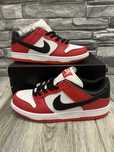 39-44 Jordan 1 Low Chicago