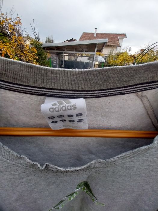 Дрехи за спорт и свободно време