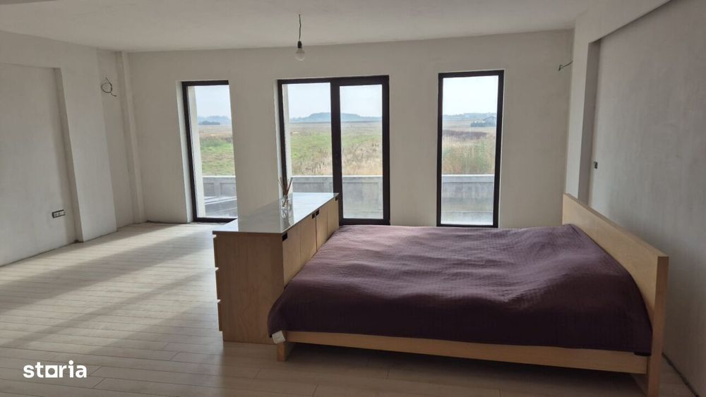 Casa de vanzare Comuna 1 Decembrie