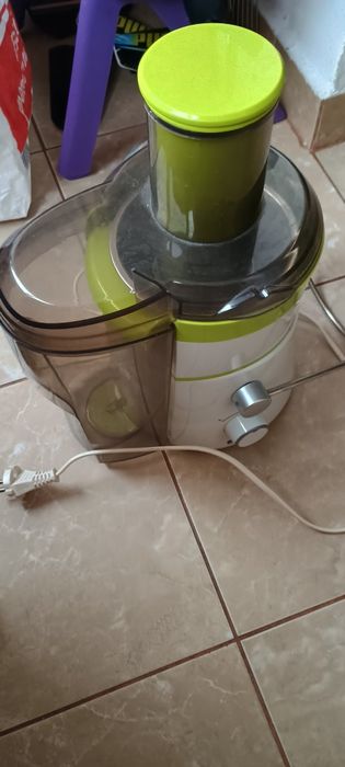 Storcător legume și fructe