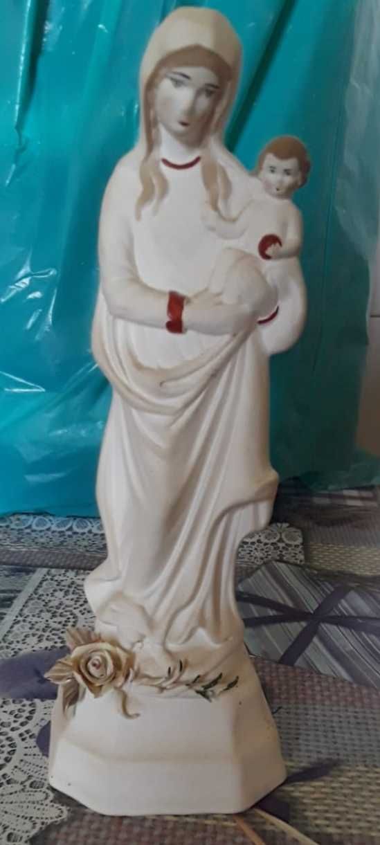 Statuete şi efecte religioase