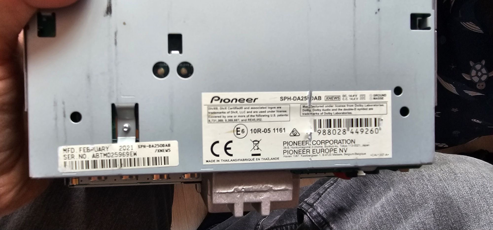Продавам Pioneer SPH-DA250DAB