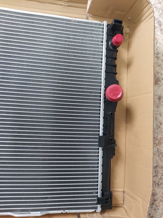 Радиатор основной на bmw G11,G12..bmw 740,bmw 750