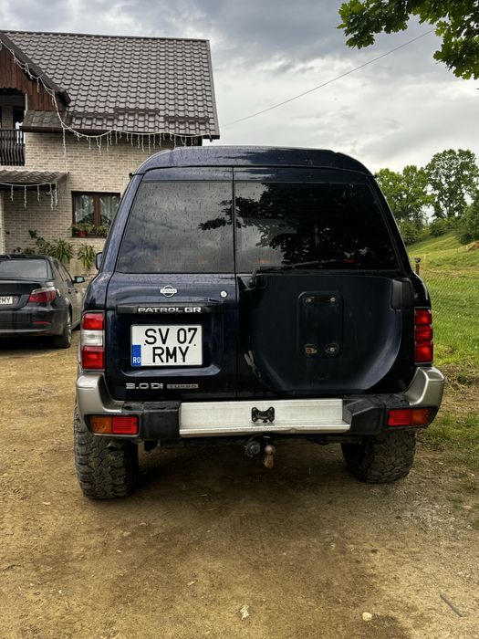Nissan Patrol Y61 zd3.0 autoutilitara N1 sau schimb cu vito dupa 2012