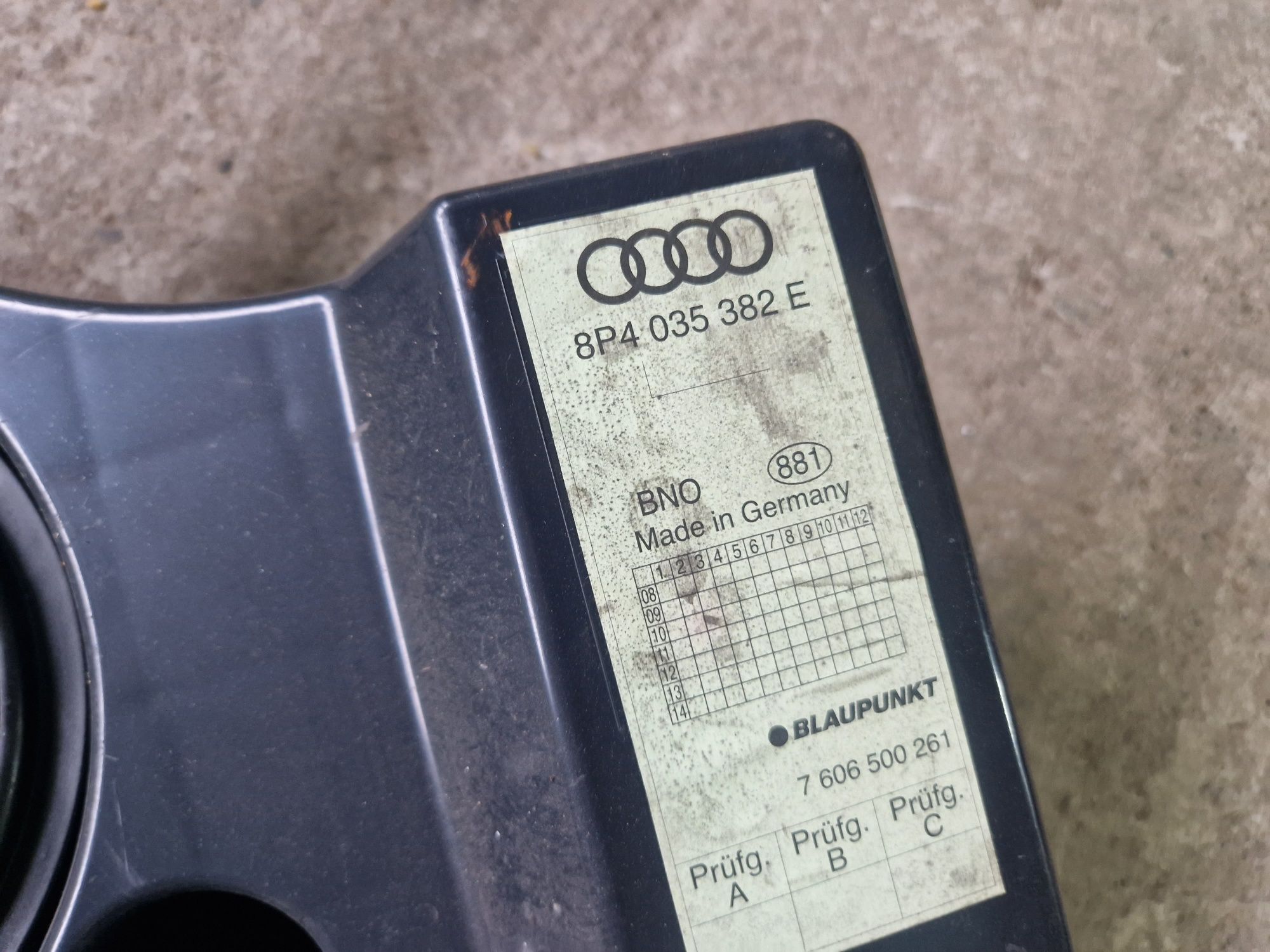 Subwoofer spate Audi A3 8p oem 8P0035382E