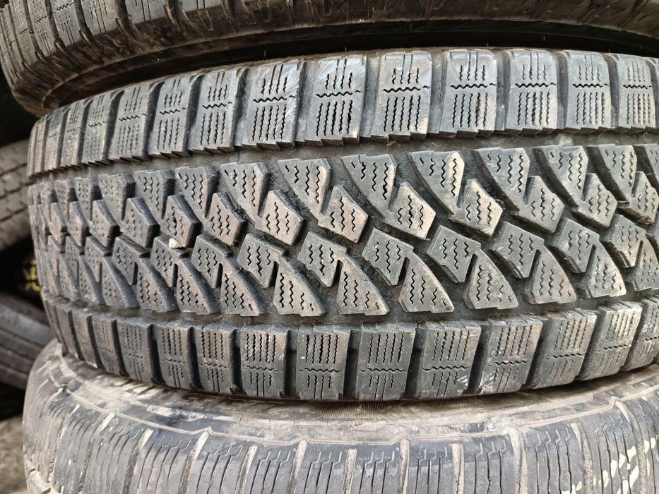 Anvelope MS iarna 215 70 15c bridgestone 2020 8mm