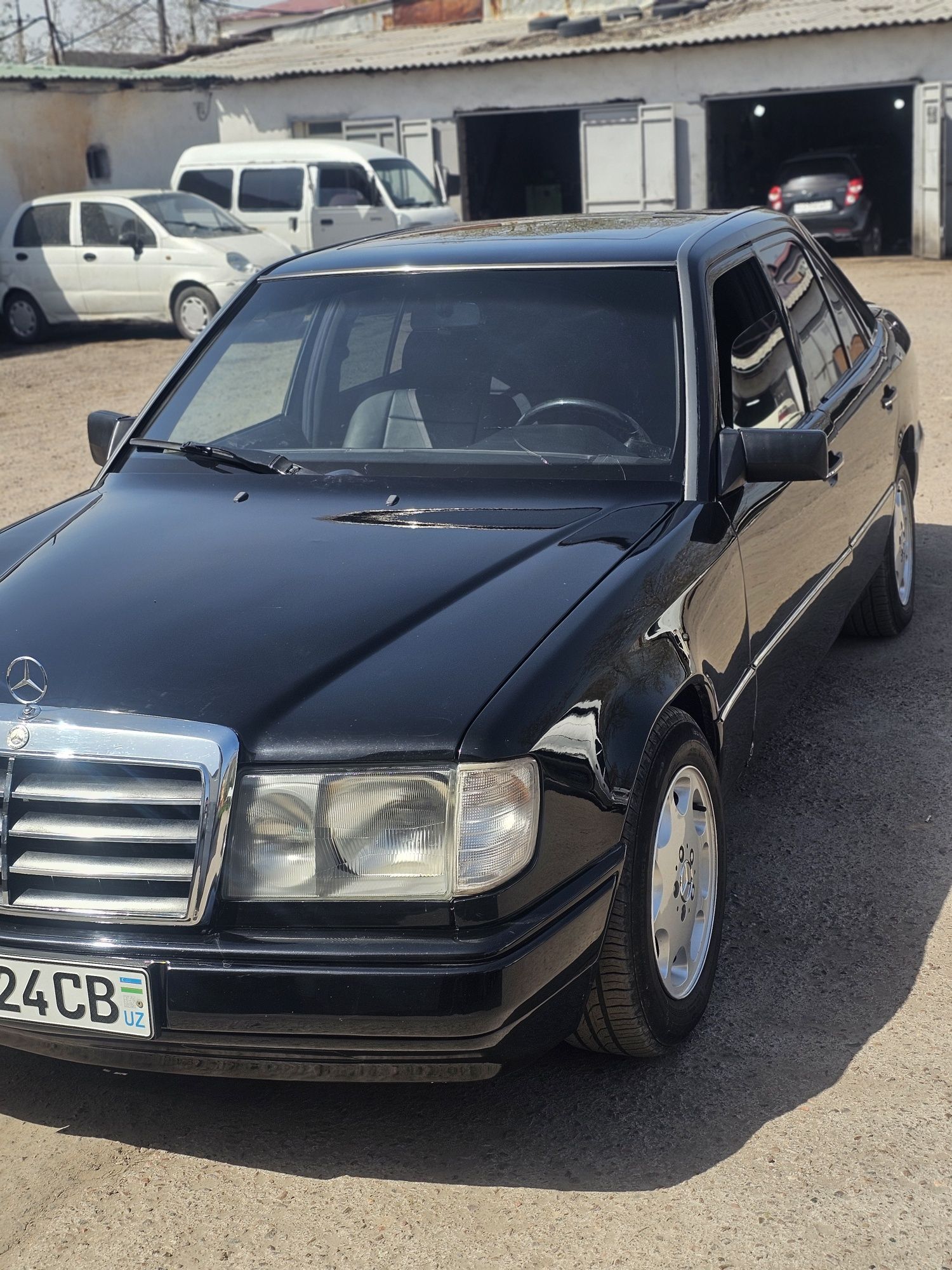 MercedesBenz  w124