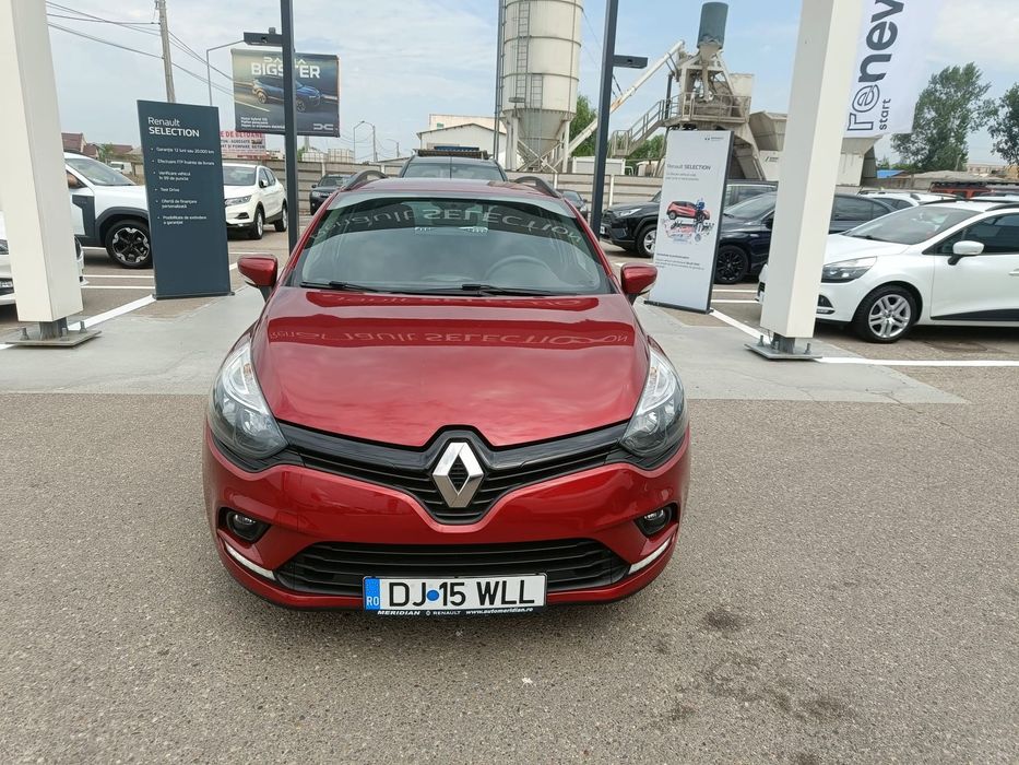 Renault Clio Auto cumpărat de nou din România, cu istoric de service cunoscut.