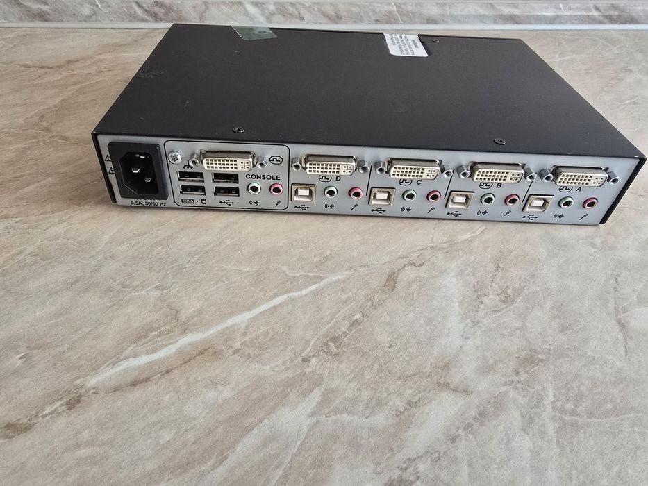 Avocet SwitchView 4 port