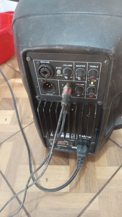 Vând boxa karma puternica