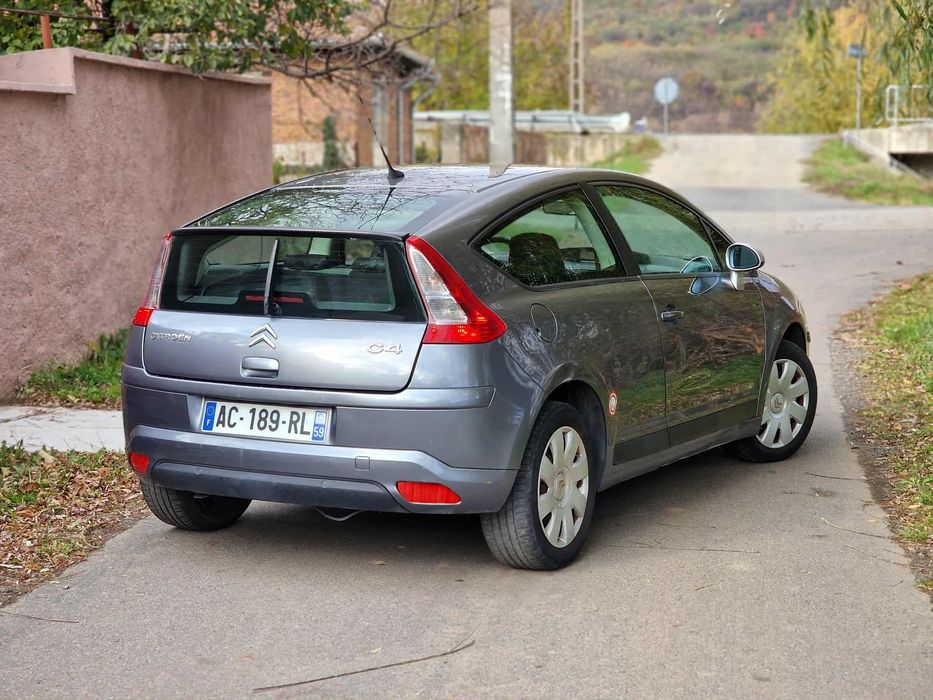 Vând Citroen C4 Coupe
