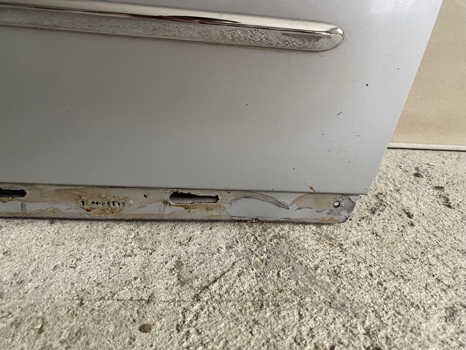 Vand usa dreapta fata passat b6