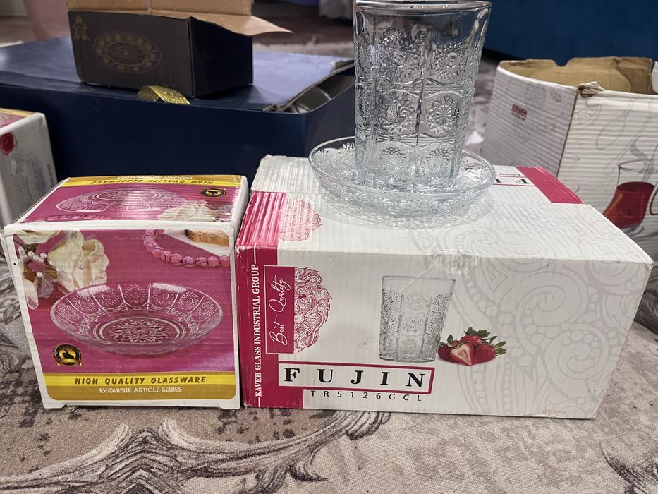 Продаем посуду в связи с переездом в другую страну срочным образом