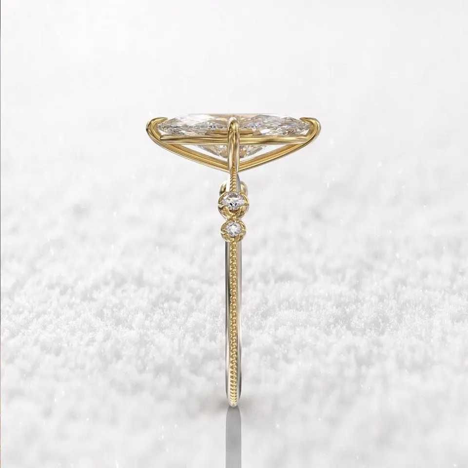 Златен дамски пръстен от медицинско злато . Подарък за Свети Валентин!