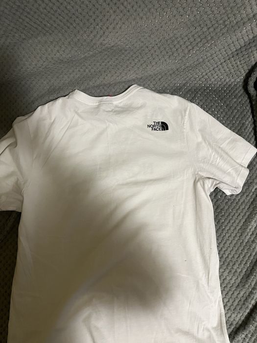 Tricou the north face nou!