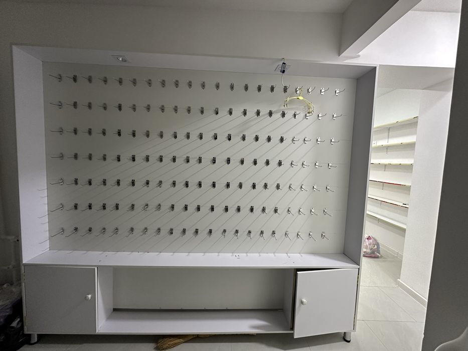 MEBEL (telefon aksessuar) sotiladi