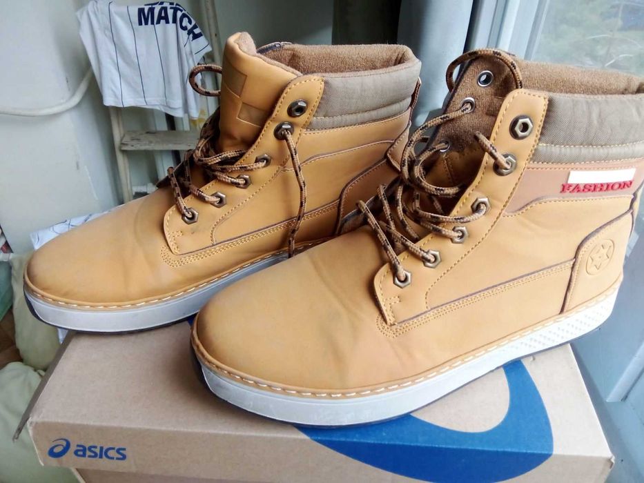 високи обувки Tendenz 43/маратонки асикс/asics 42/